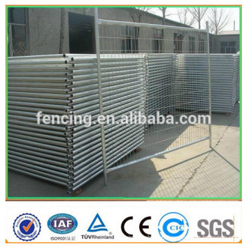 Clôture provisoire de piscine de cadre en métal de sécurité / panneaux soudés provisoires de barrière en métal à vendre (prix d&#39;usine)